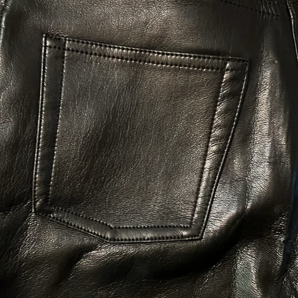 Aritzia Wilfred The Melina Pant Polyurethane size 0 worn twice Minimal wrinkles - Picture 6 of 11